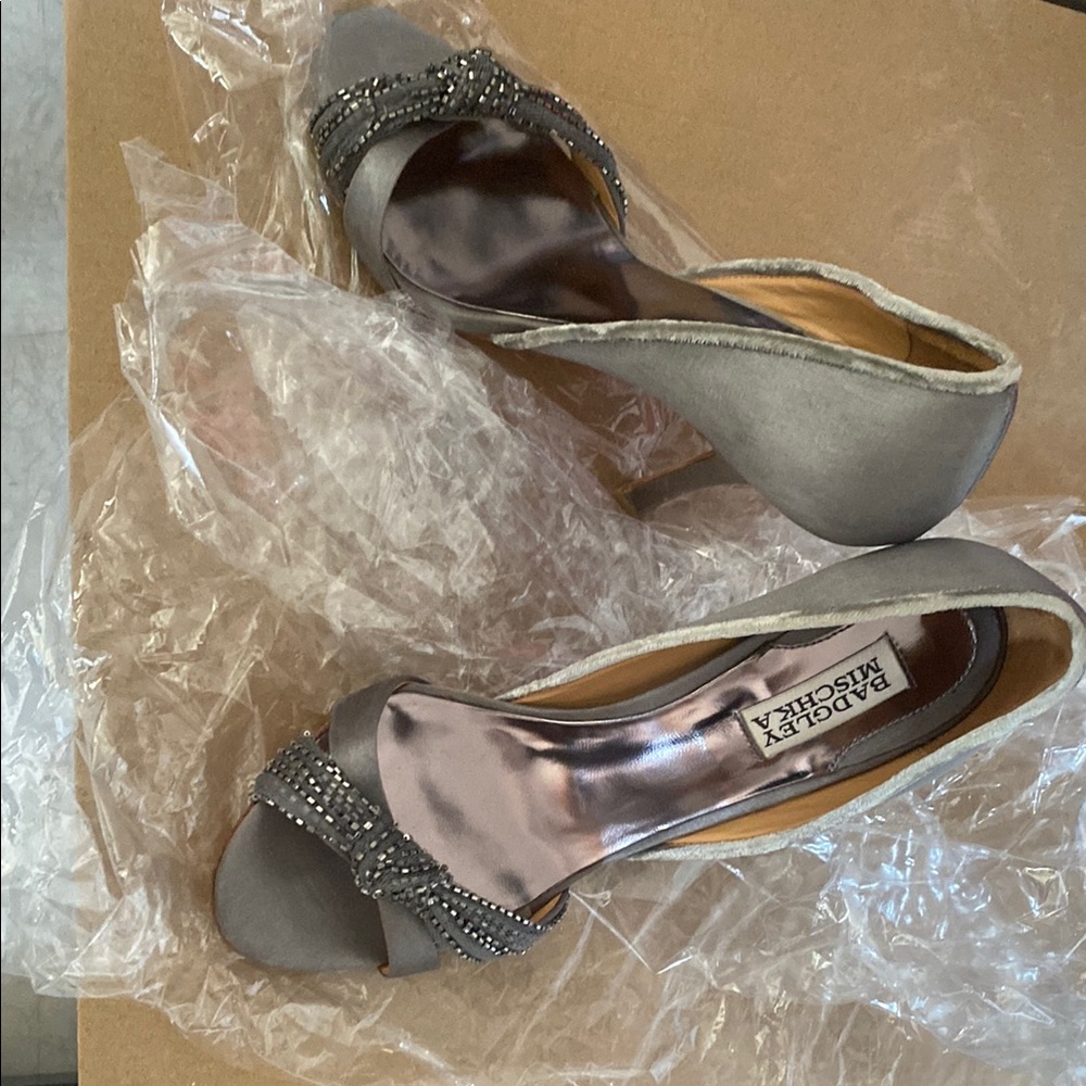 Badgley Mischka Gray Satin Heels with Elegant Crystal Detail